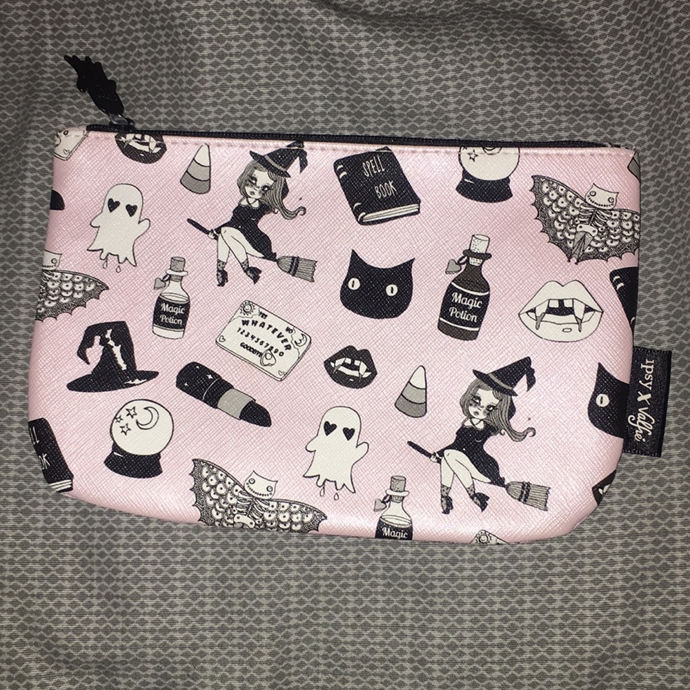 October 2016 Ipsy Makeup Bag